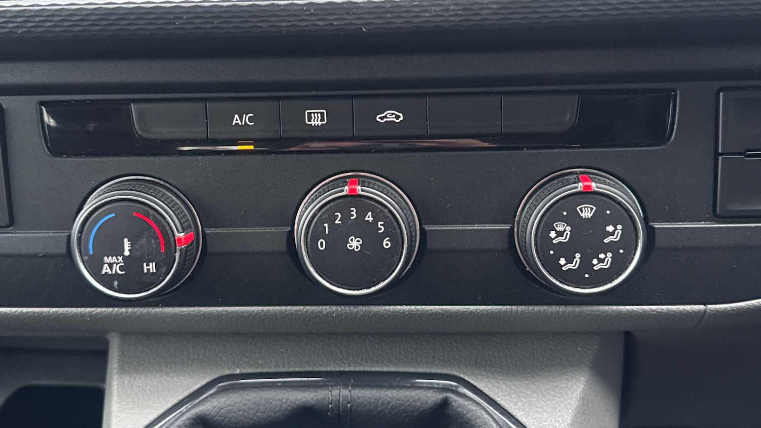 Used Volkswagen Transporter Shuttle 2020 for sale - 77194476: Photo 21