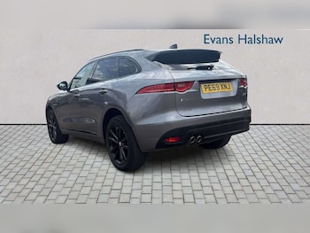 Used Jaguar F-Pace 2019 for sale - 79051643: Photo