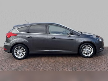 Used Ford Focus 2017 for sale - 75944328: Photo