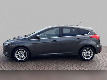 Used Ford Focus 2017 for sale - 75944328: Photo