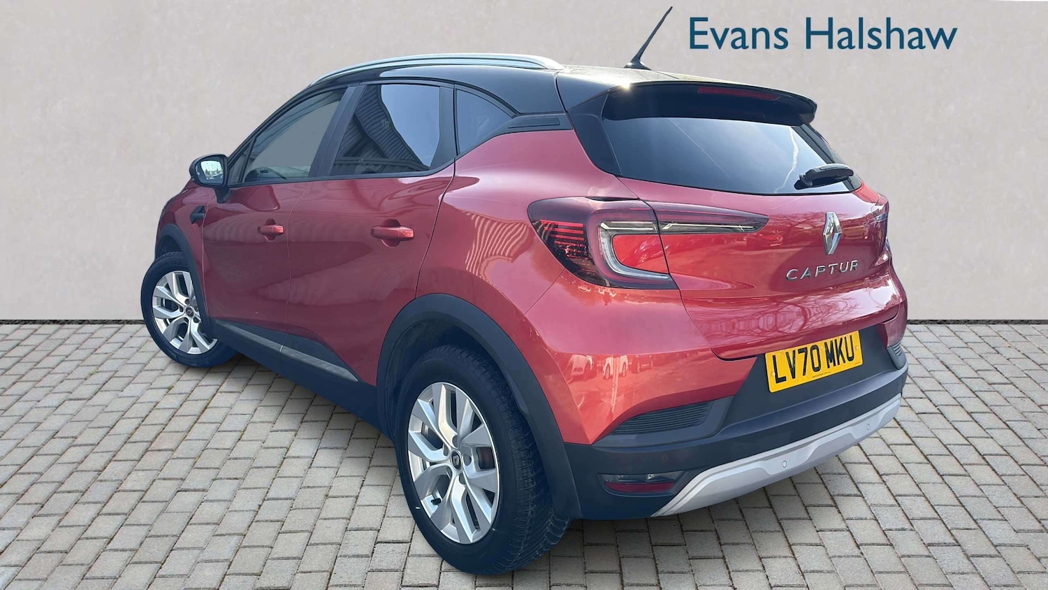 Used Renault Captur 2020 for sale - 78174024: Photo 2
