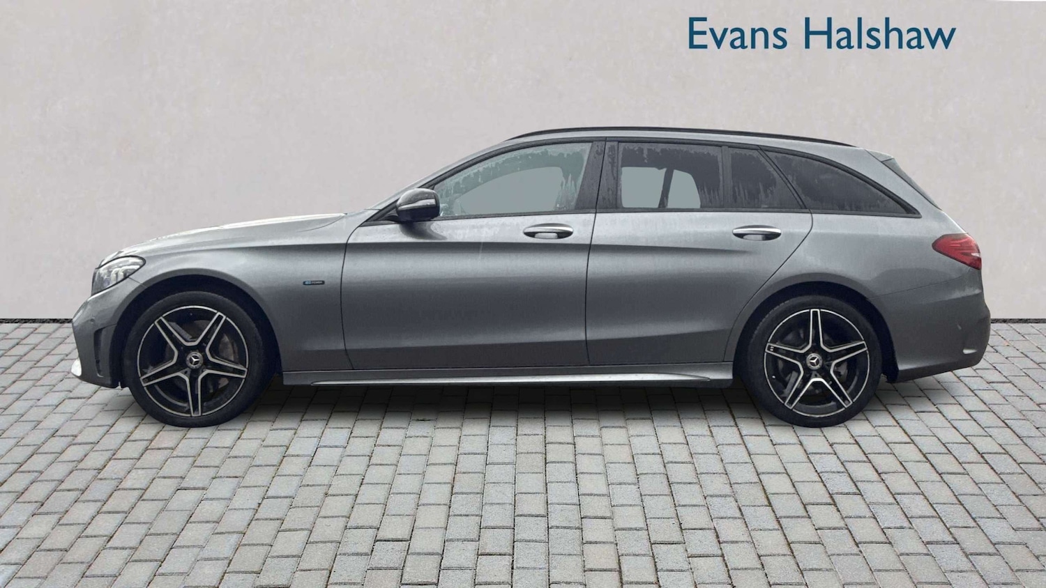 Used Mercedes-Benz C Class 2021 for sale - 77648877: Photo 4