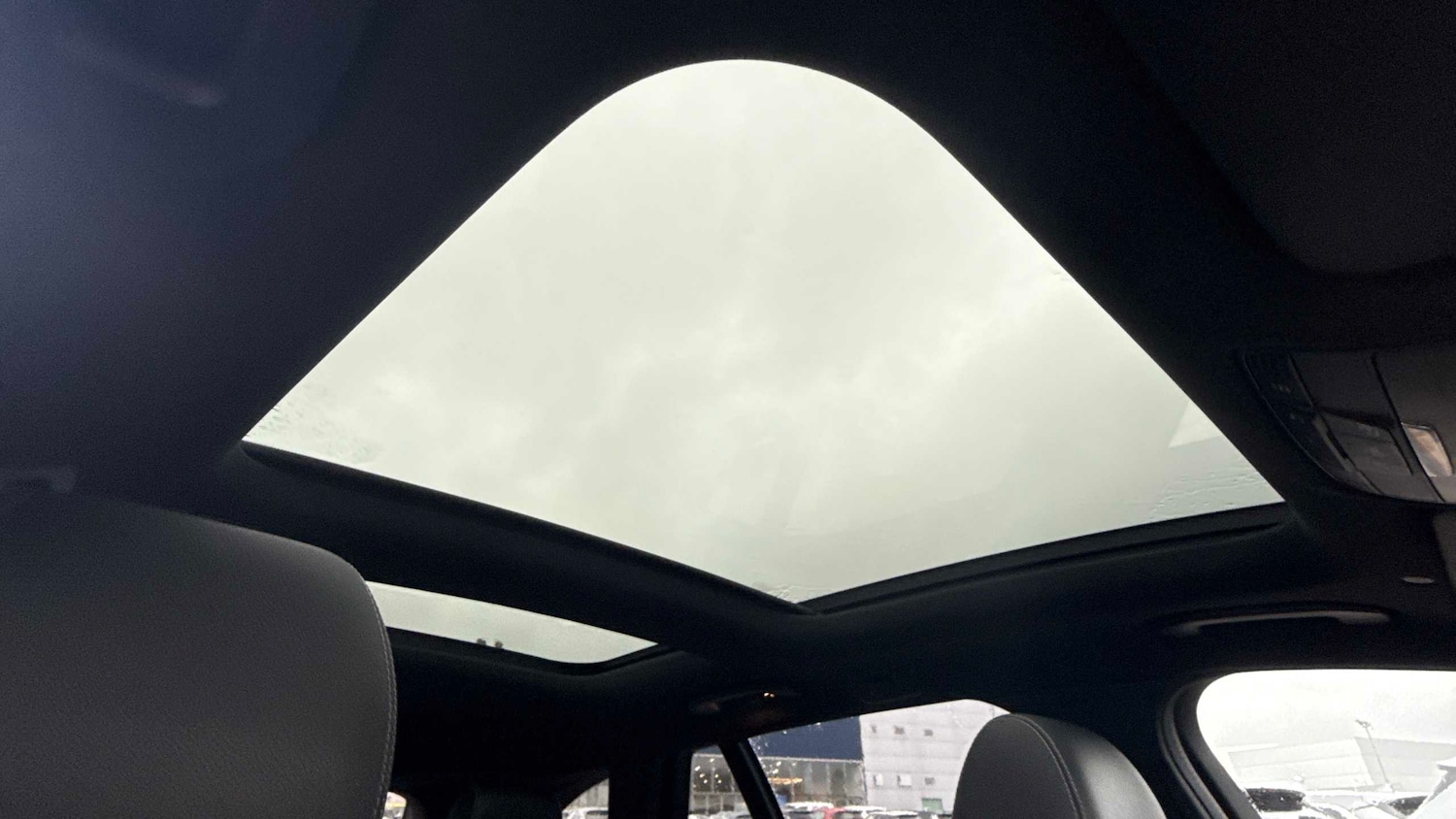 Used Mercedes-Benz C Class 2021 for sale - 77648877: Photo 5