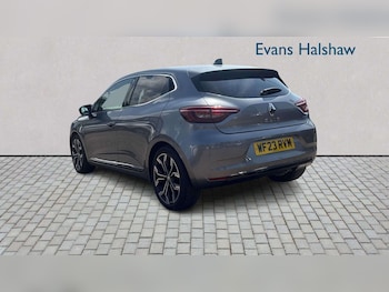 Used Renault Clio 2023 for sale - 79204416: Photo