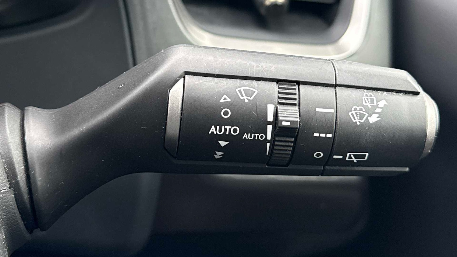 Used Lexus UX 2023 for sale - 77514376: Photo 16