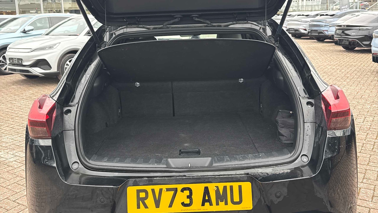 Used Lexus UX 2023 for sale - 77514376: Photo 27