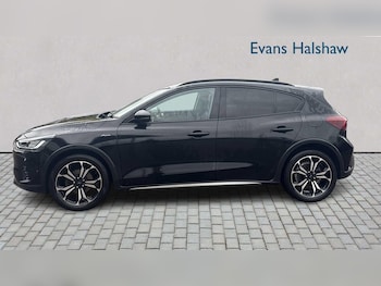 Used Ford Focus 2022 for sale - 76938247: Photo