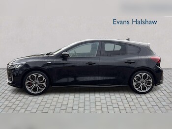 Used Ford Focus 2022 for sale - 77194630: Photo