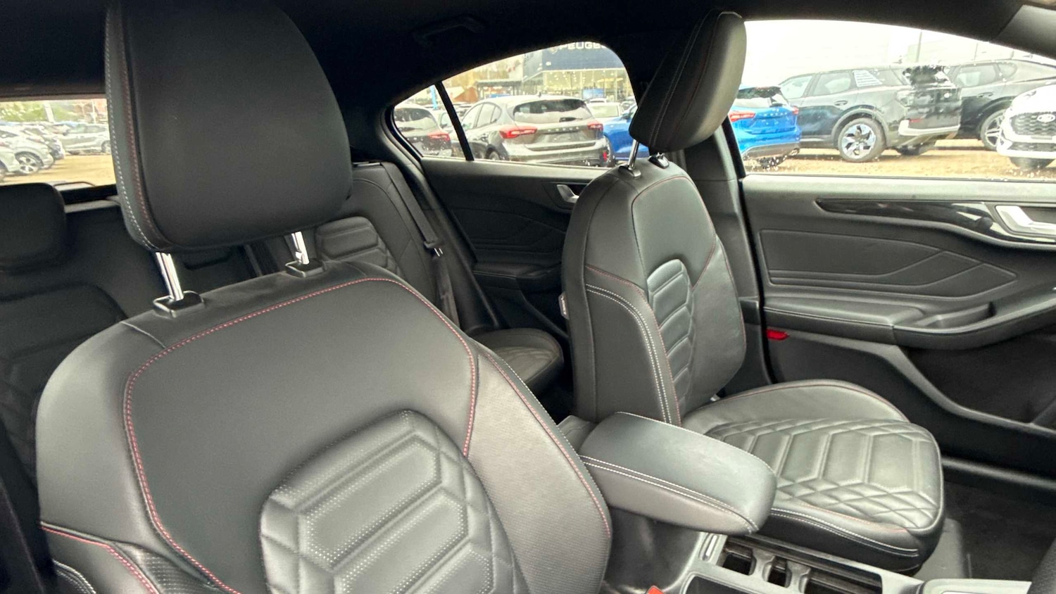 Used Ford Focus 2022 for sale - 77194630: Photo 8