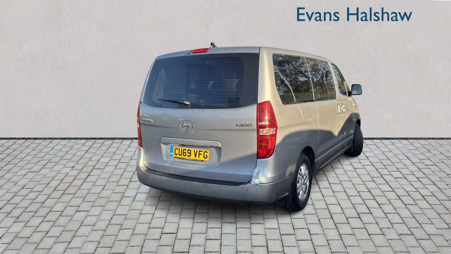 Used Hyundai i800 2019 for sale - 76598299: Photo 3