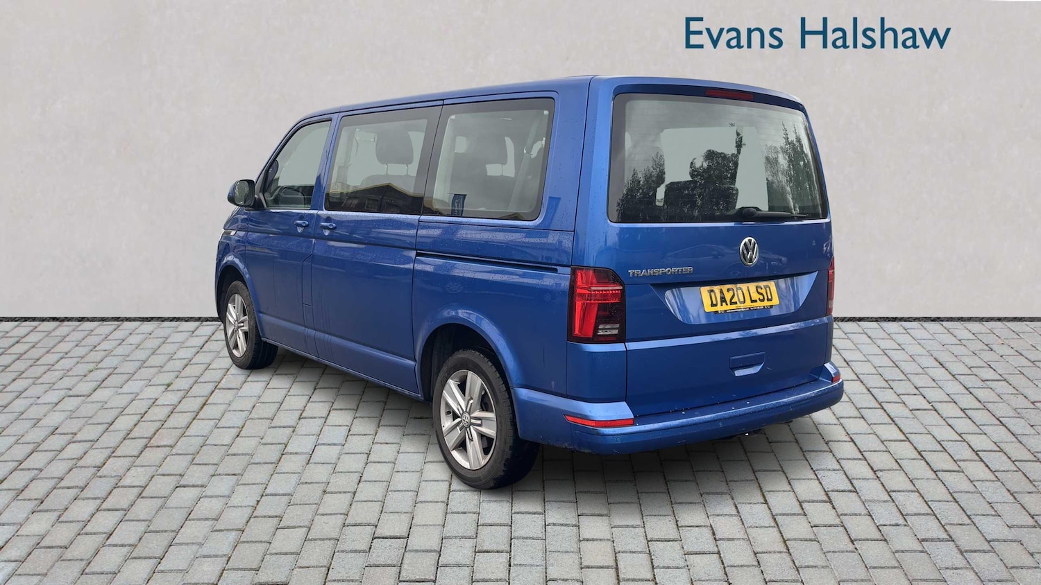 Used Volkswagen Transporter Shuttle 2020 for sale - 76564416: Photo 4