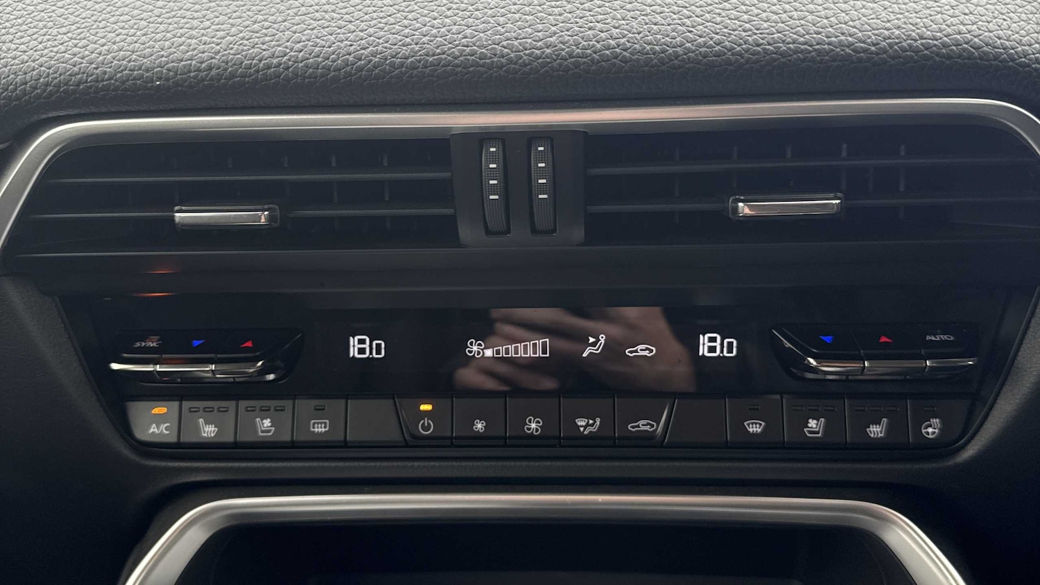 Used Mazda CX-60 2025 for sale - 76230472: Photo 26