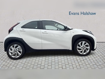 Used Toyota Aygo X 2022 for sale - 78077070: Photo