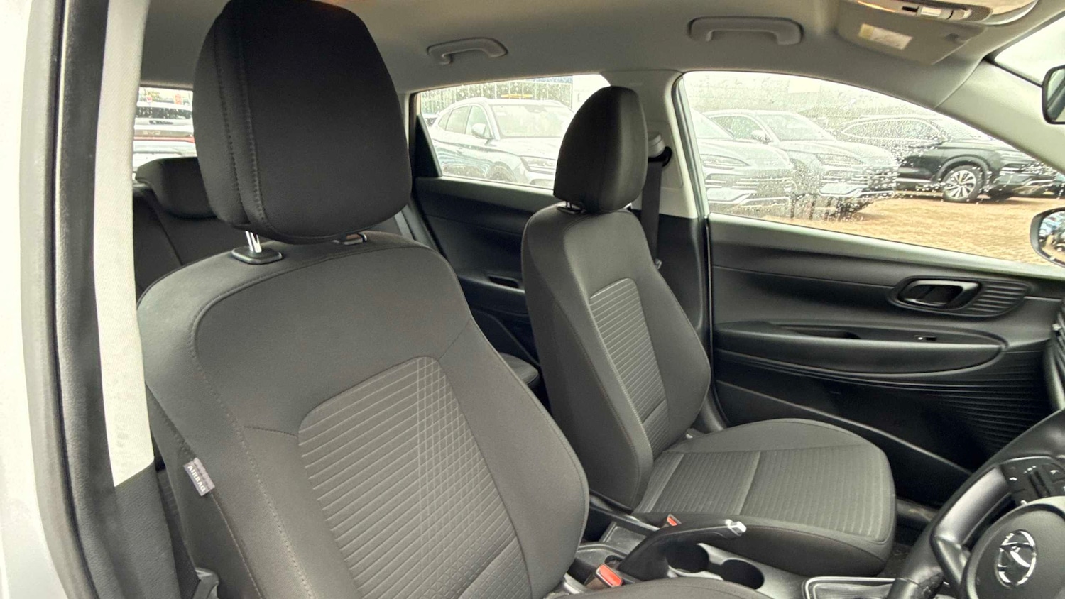 Used Hyundai i20 2021 for sale - 77615392: Photo 6