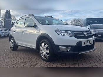 0.9 TCe Laureate 5dr