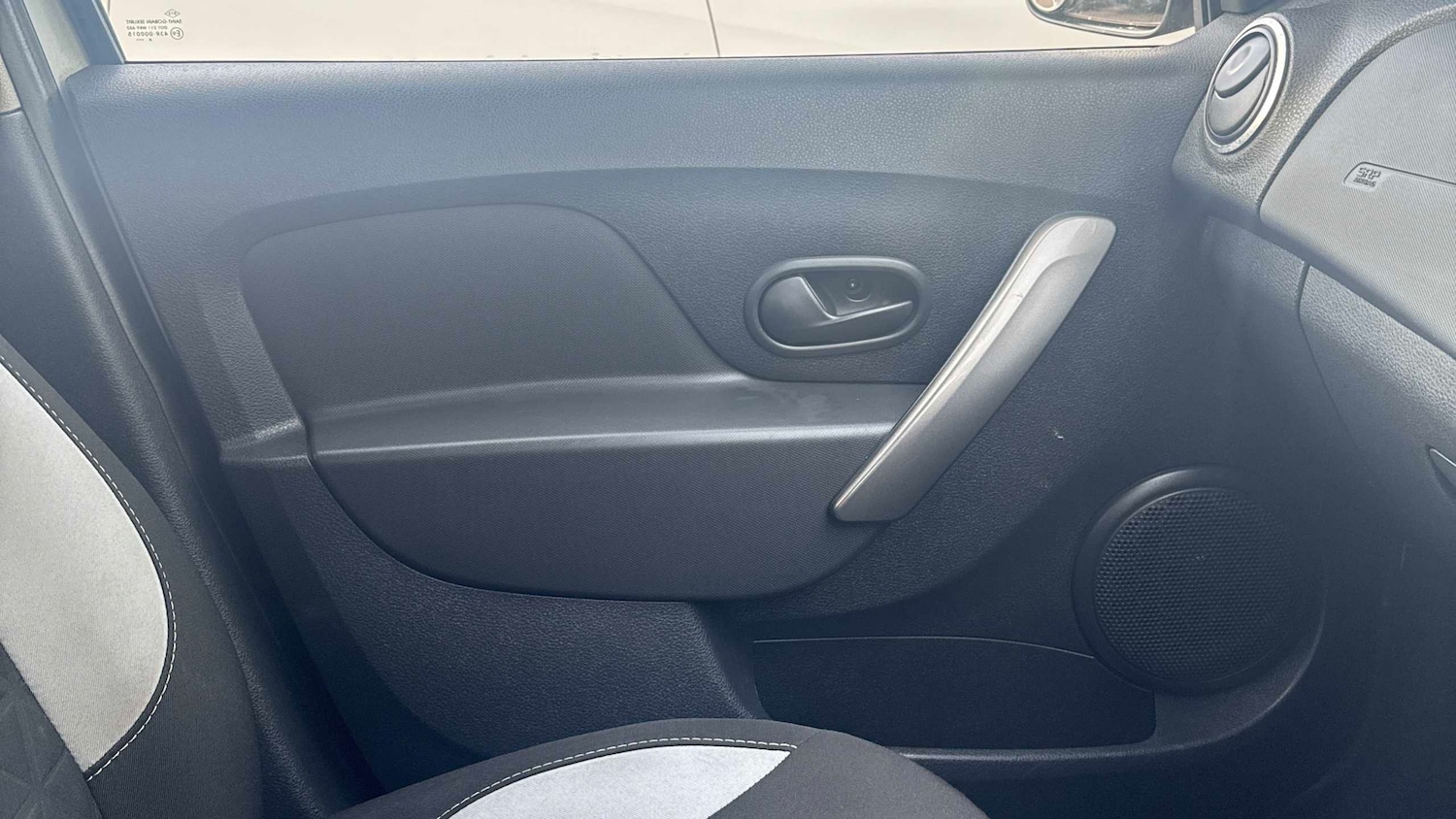 Used Dacia Sandero Stepway 2015 for sale - 77553208: Photo 6