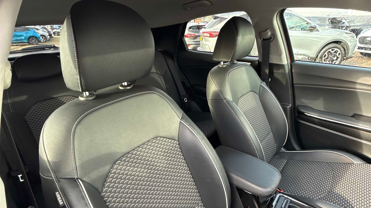 Used Kia XCeed 2023 for sale - 76928967: Photo 6