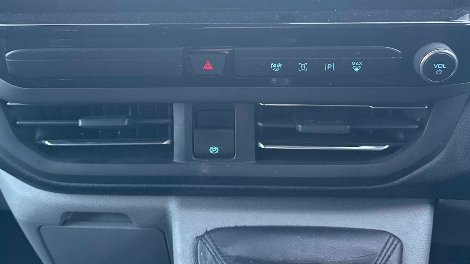 Used Ford Tourneo Custom 2024 for sale - 77194518: Photo 20