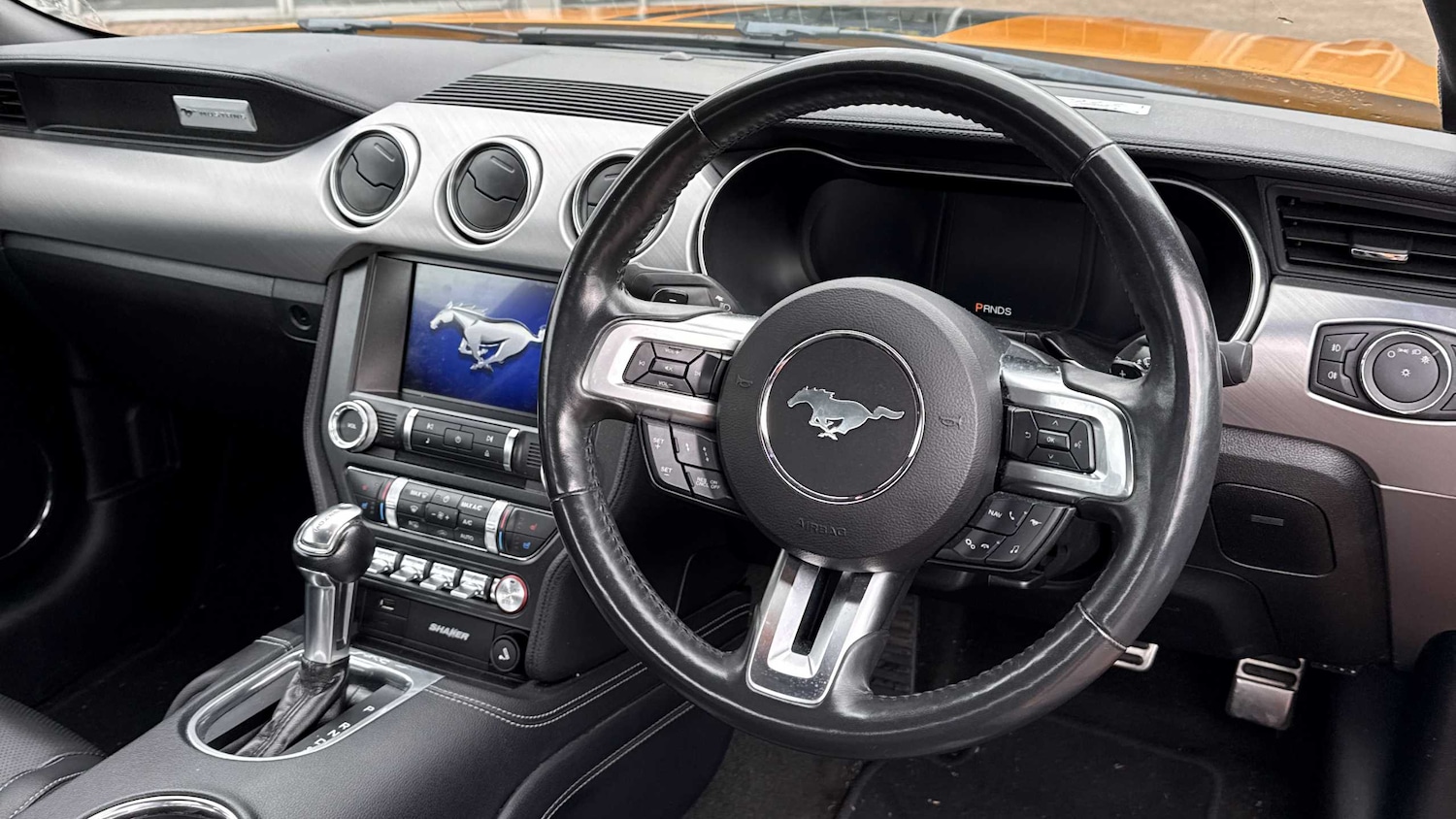 Used Ford Mustang 2018 for sale - 76230359: Photo 7