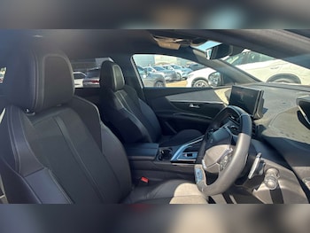 Used Peugeot 5008 2023 for sale - 78845268: Photo