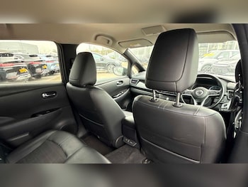 Used Nissan Leaf 2021 for sale - 77996038: Photo