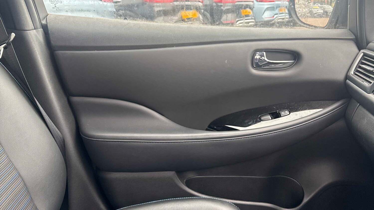 Used Nissan Leaf 2021 for sale - 77996038: Photo 4