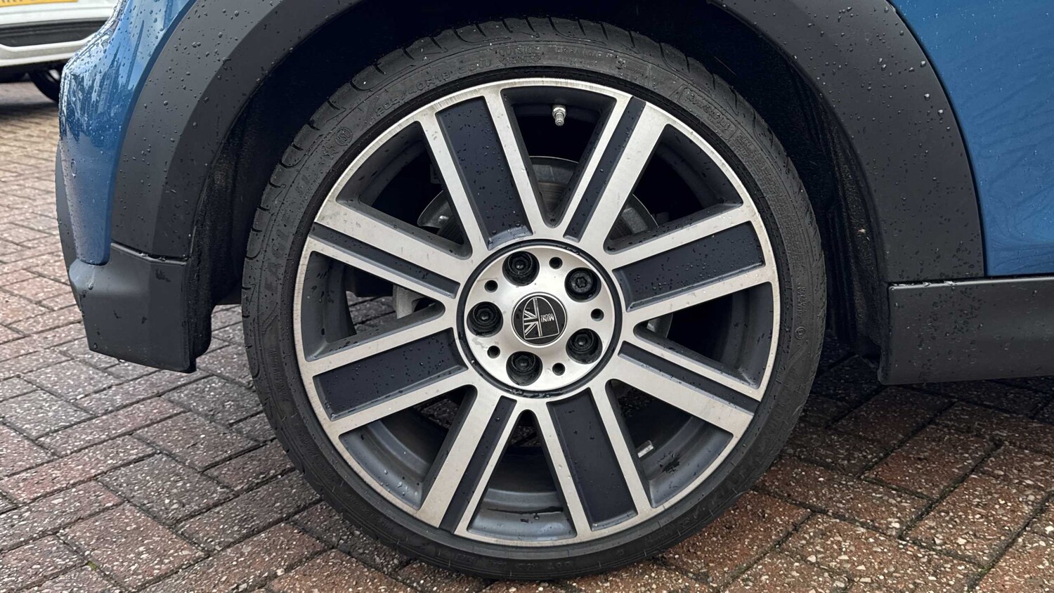 Used MINI Convertible 2023 for sale - 75812778: Photo 15