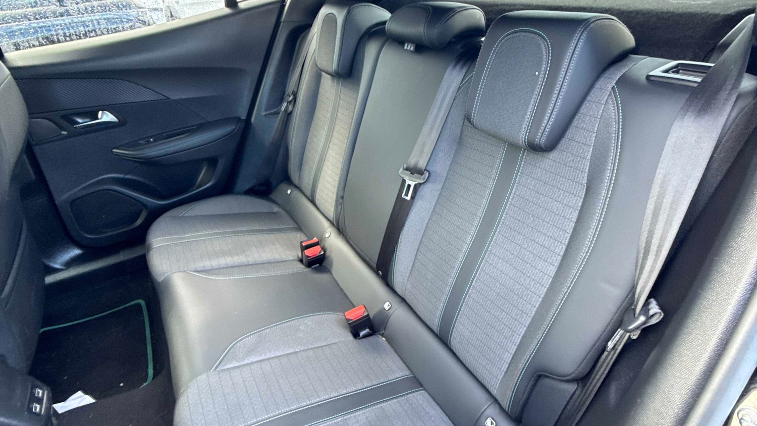 Used Peugeot 2008 2023 for sale - 78010389: Photo 10