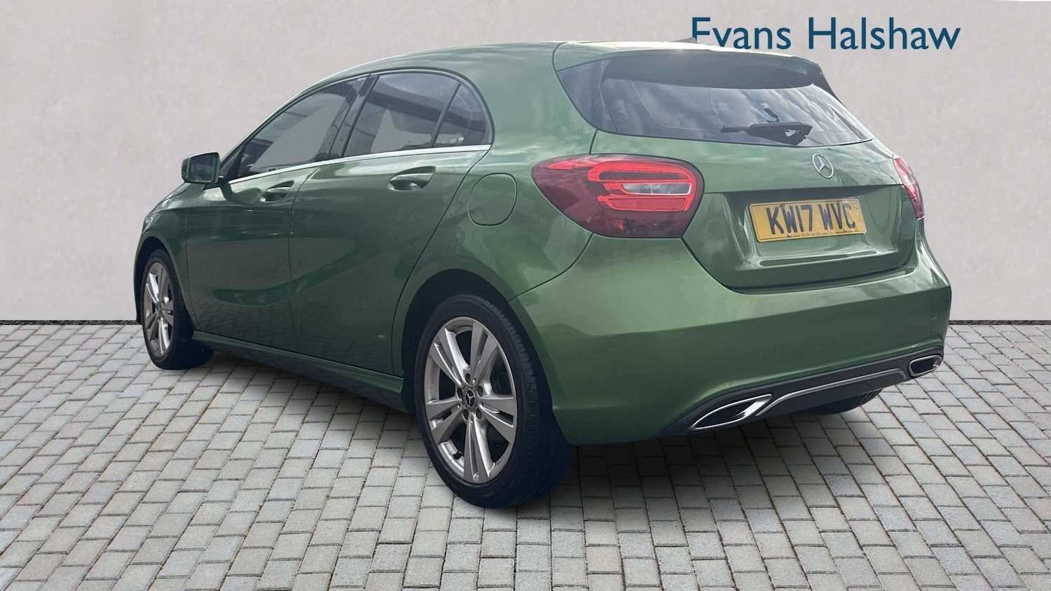 Used Mercedes-Benz A-Class 2017 for sale - 77928464: Photo 2