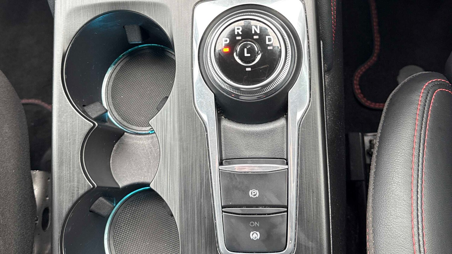 Used Ford Kuga 2024 for sale - 76553269: Photo 23