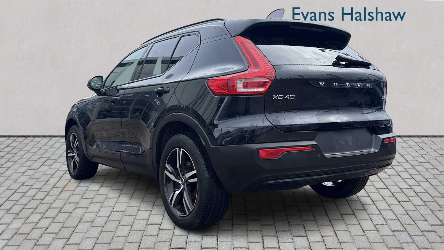 Used Volvo XC40 2022 for sale - 77561027: Photo 2