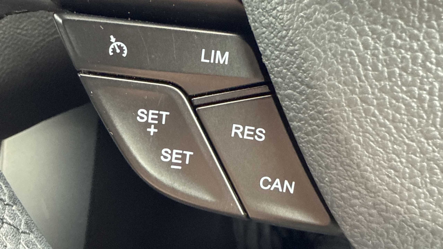 Used Ford Focus 2017 for sale - 76636651: Photo 27