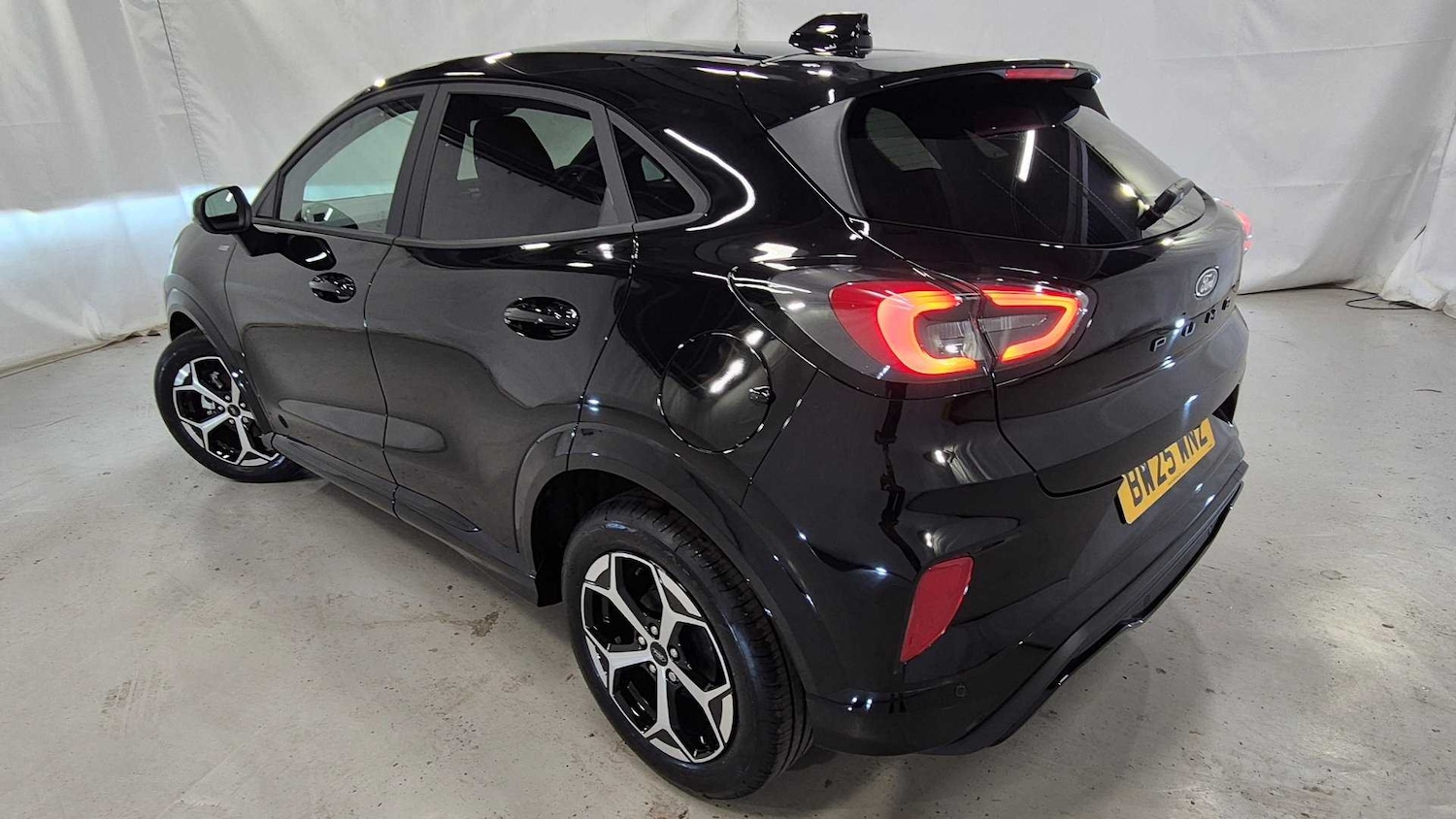 Used Ford Puma for sale - 77526813: Photo 2