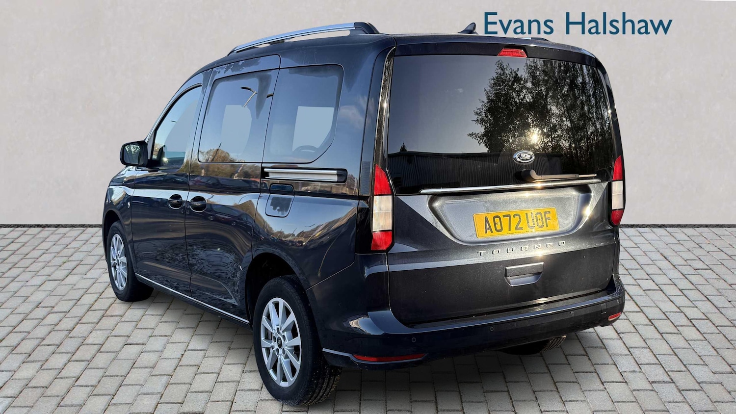 Used Ford Tourneo Connect 2022 for sale - 77308477: Photo 2