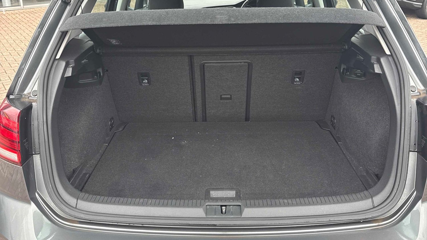 Used Volkswagen Golf 2018 for sale - 77827298: Photo 12