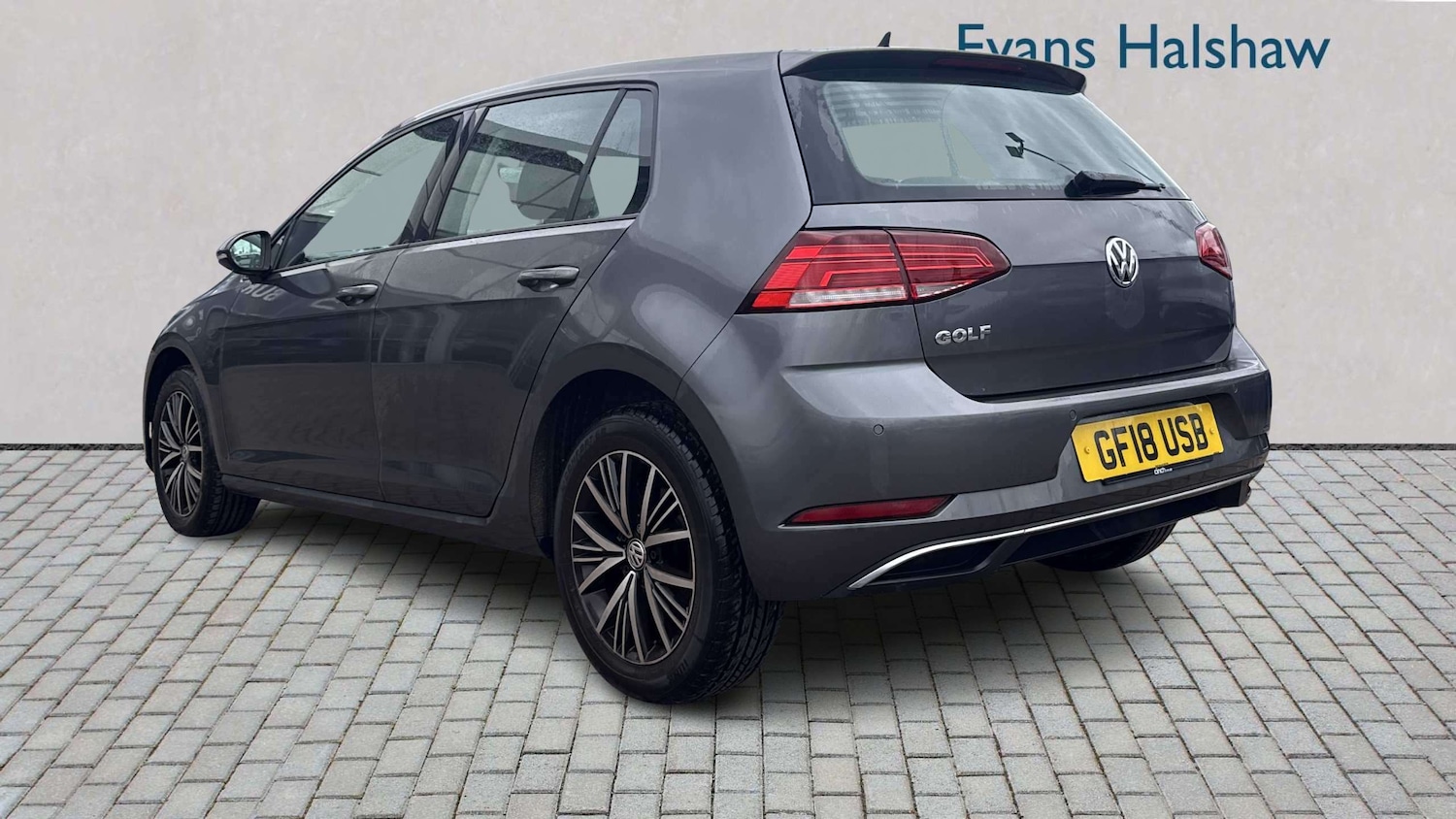 Used Volkswagen Golf 2018 for sale - 77827298: Photo 2