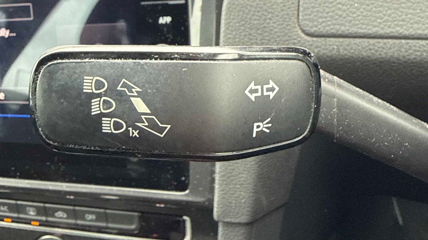 Used Volkswagen Golf 2018 for sale - 77827298: Photo 24