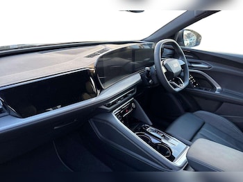 Used Audi Q5 2025 for sale - 78960965: Photo