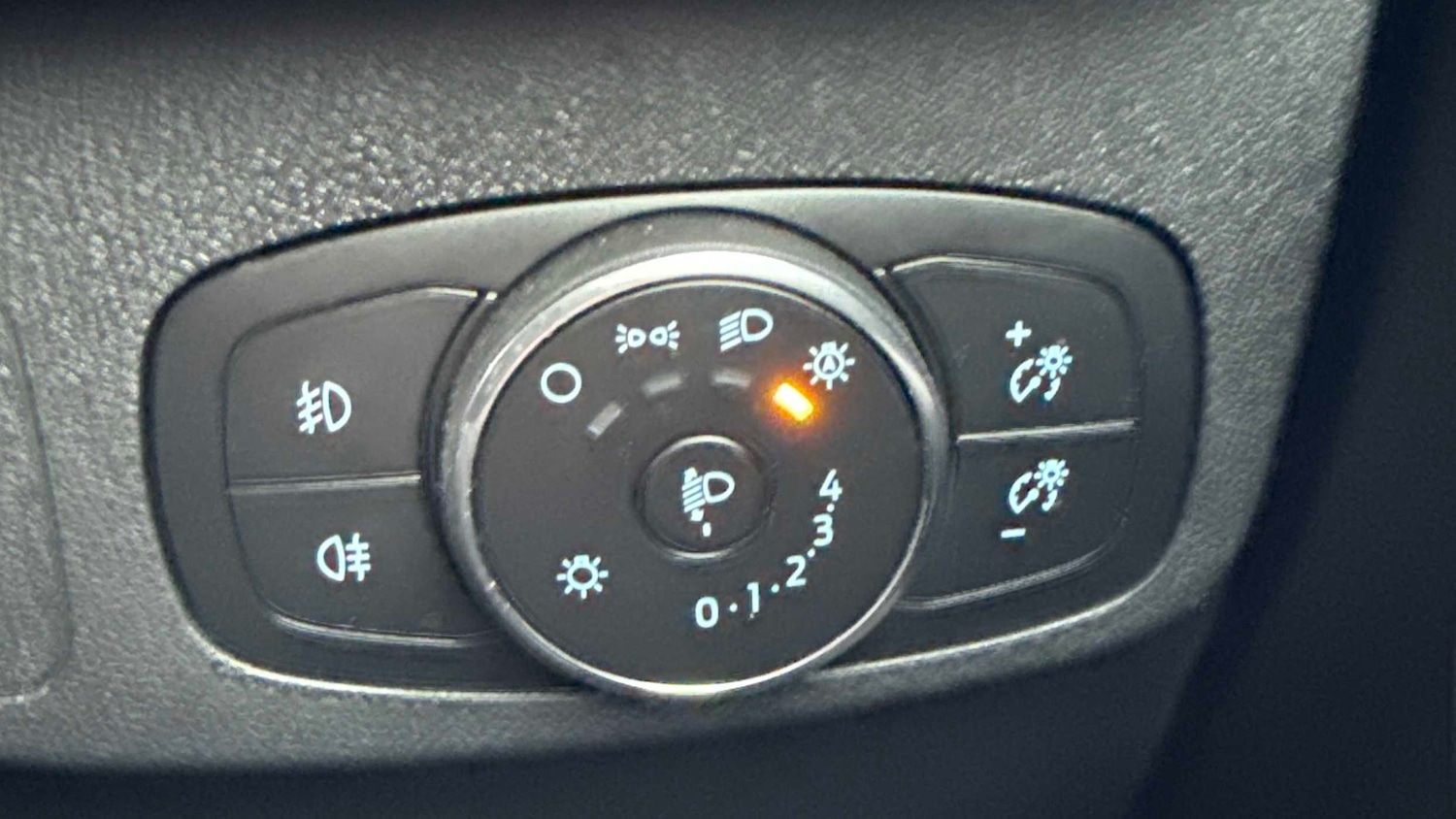 Used Ford Focus 2022 for sale - 77194411: Photo 24