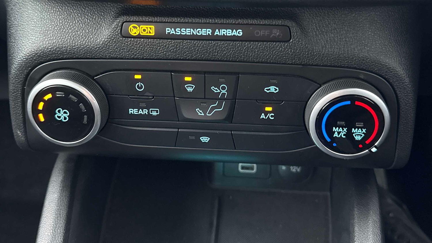 Used Ford Focus 2022 for sale - 76929030: Photo 21