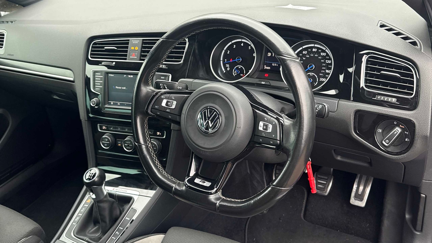 Used Volkswagen Golf 2016 for sale - 77886021: Photo 3