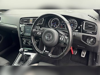 Used Volkswagen Golf 2016 for sale - 77886021: Photo