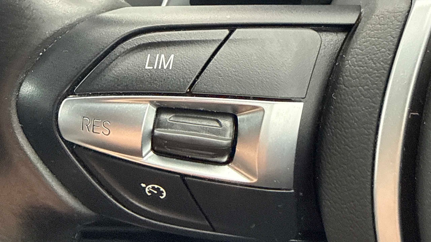 Used BMW 3 Series 2019 for sale - 76401336: Photo 20