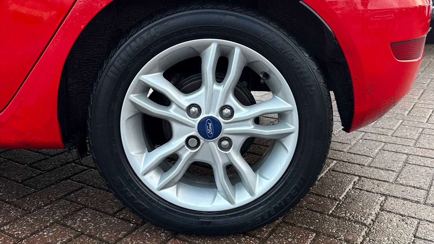 Used Ford Fiesta 2014 for sale - 77628200: Photo 7