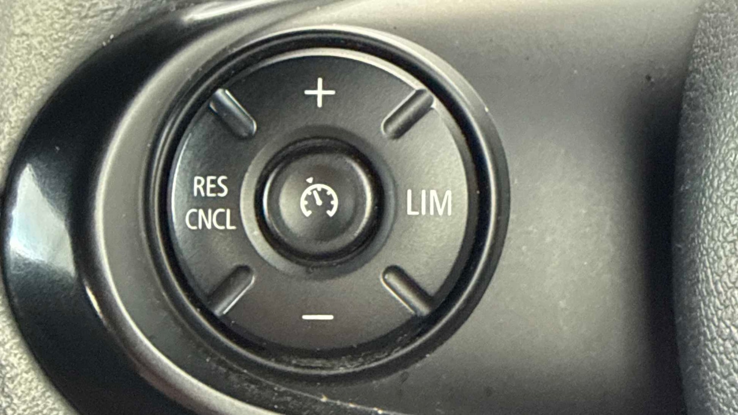 Used MINI Convertible 2017 for sale - 77589113: Photo 14