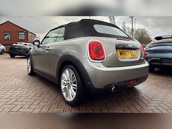 Used MINI Convertible 2017 for sale - 77589113: Photo