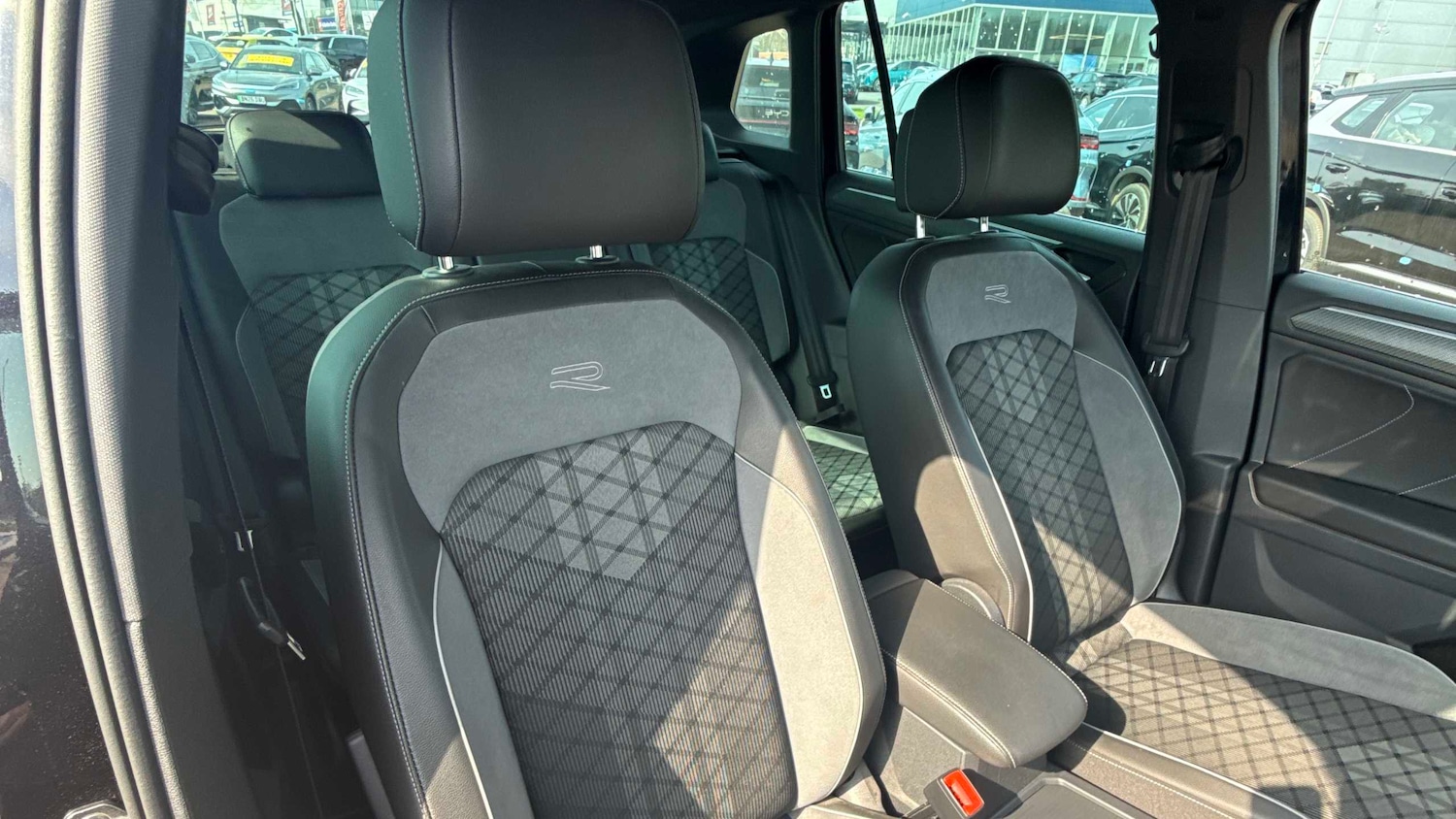 Used Volkswagen Tiguan 2023 for sale - 77972559: Photo 12