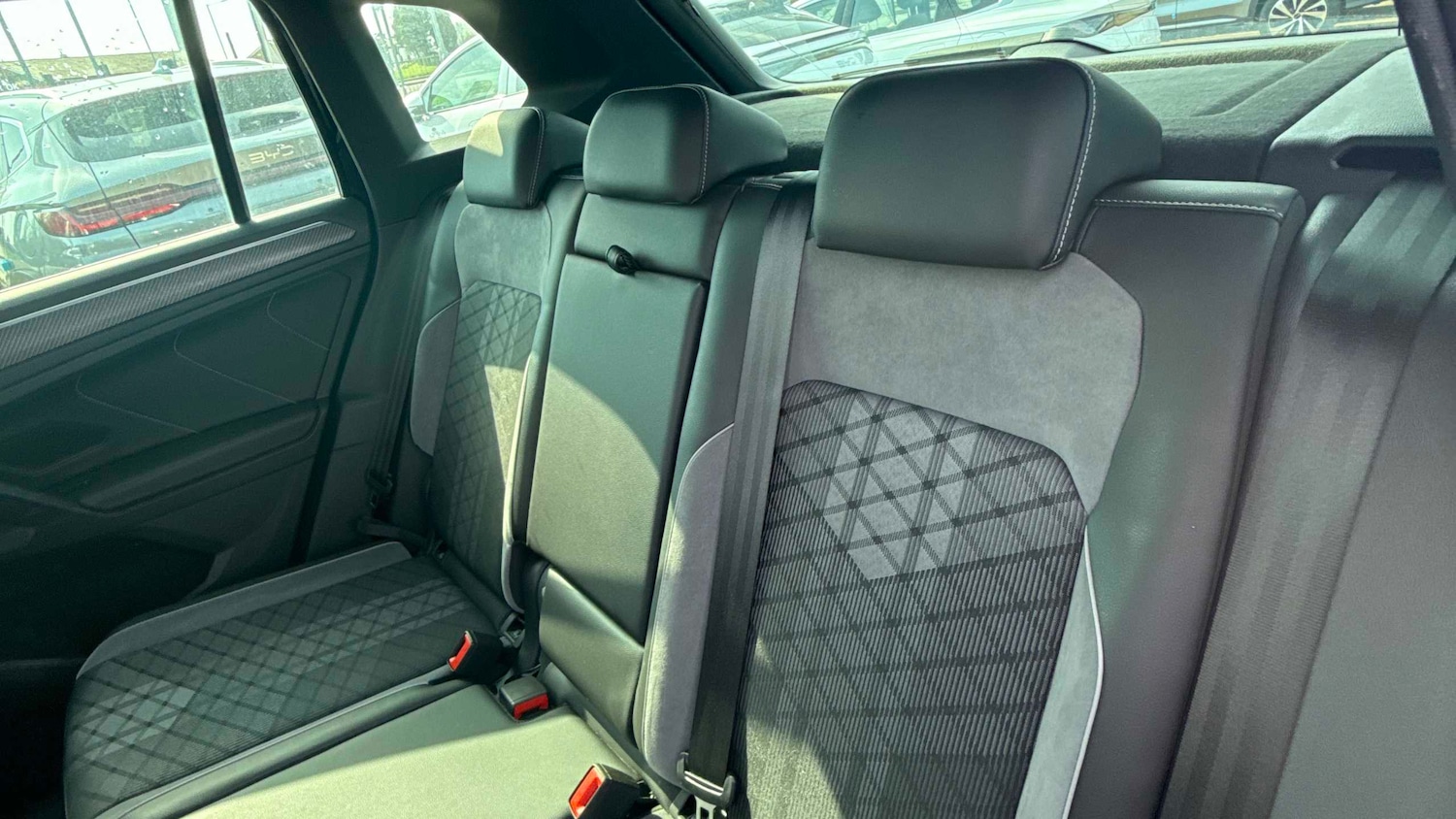 Used Volkswagen Tiguan 2023 for sale - 77972559: Photo 9