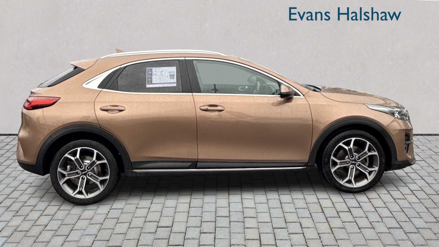 Used Kia XCeed 2021 for sale - 77194380: Photo 2