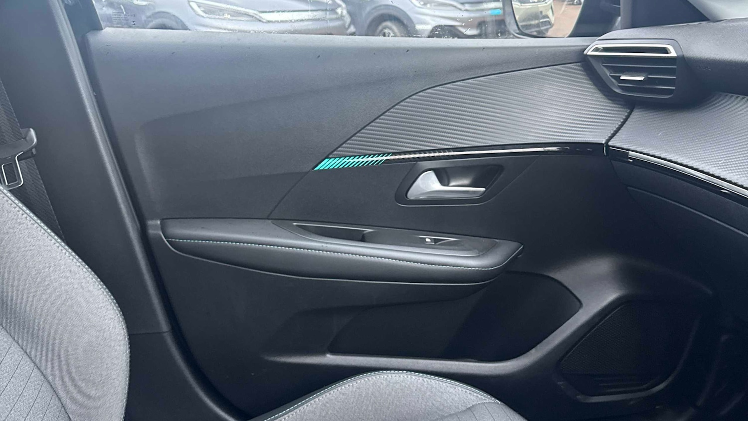 Used Peugeot 208 2021 for sale - 77772052: Photo 9